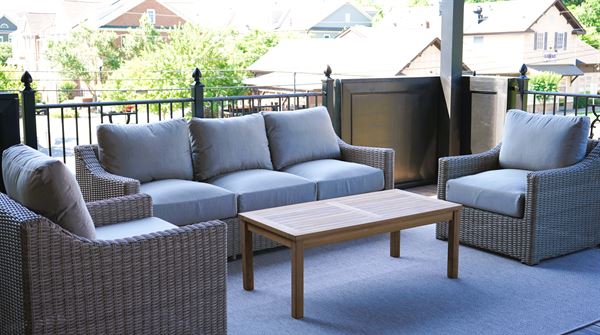 The RoofTop at Crabapple Market