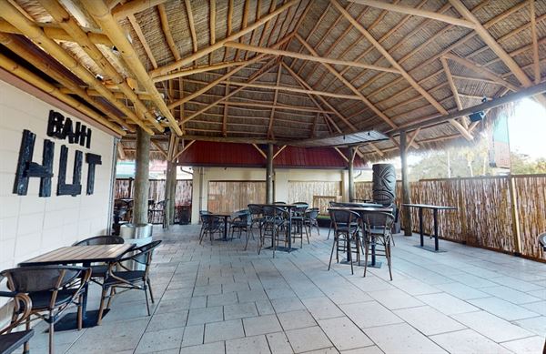 Golden Host Resort & Bahi Hut Cocktail Lounge