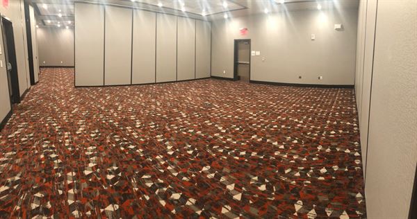 Holiday Inn and Suites