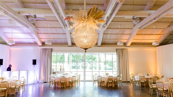 3 Stage Lighting, Inc.