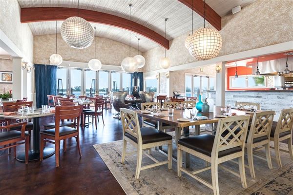 Paradise Point Resort & Spa