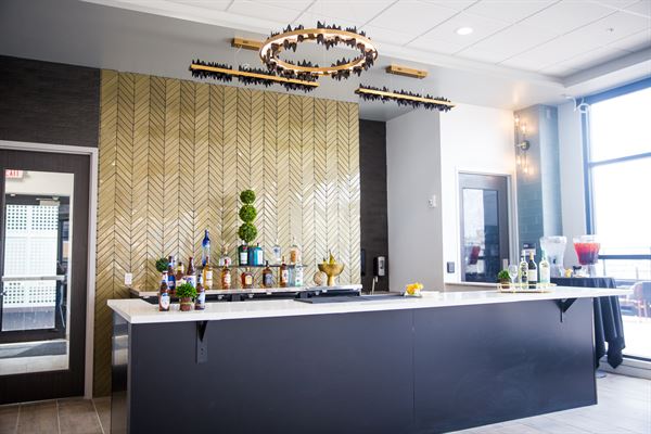 Henry's Place at NICHE