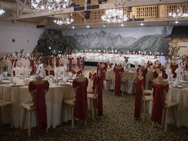 Janosik Banquet & Restaurant