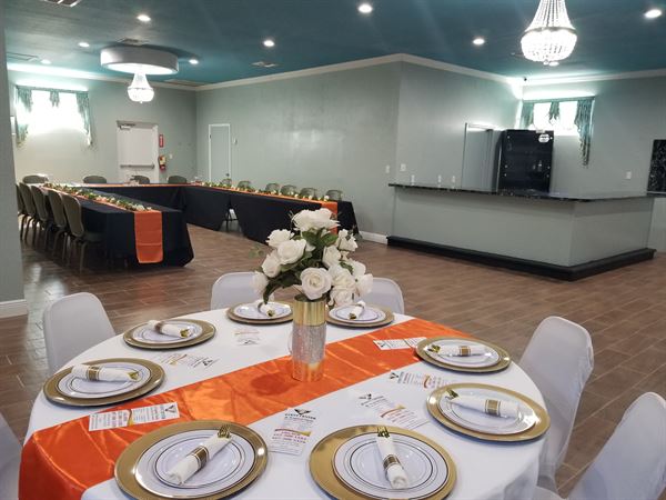 OzVee Enterprise Event Center & Tropical Oasis