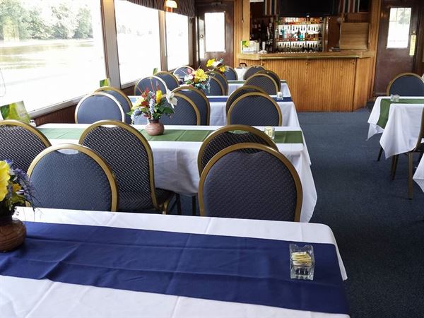 Magnolia Blossom Cruises