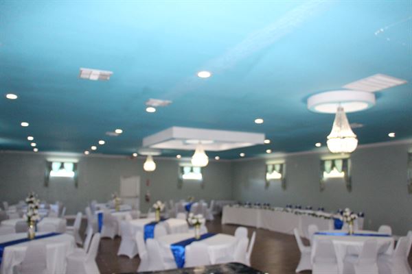 OzVee Enterprise Event Center & Tropical Oasis