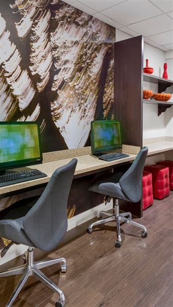 Courtyard by Marriott Portsmouth