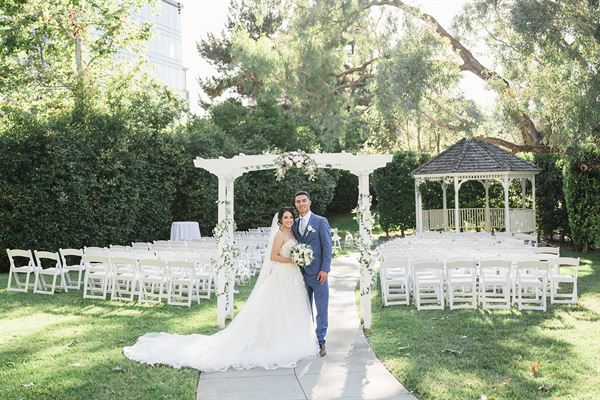 University Club by Wedgewood Weddings
