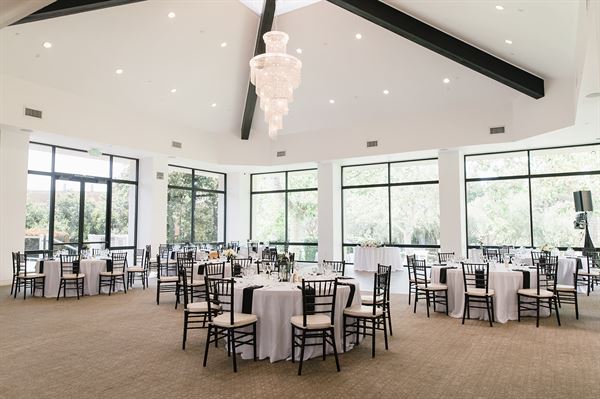 University Club by Wedgewood Weddings