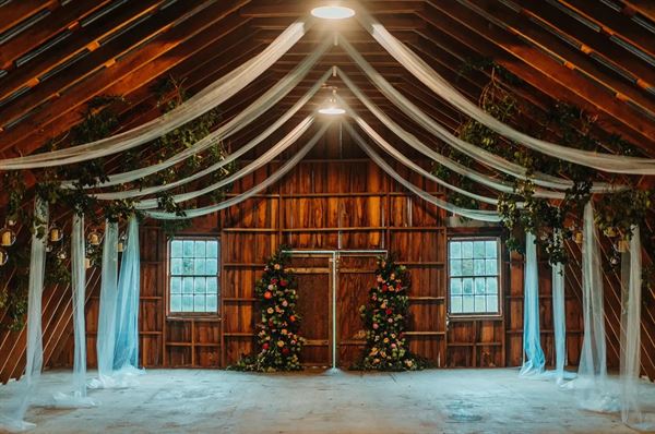 Highland Barn Wedding and Event Venue