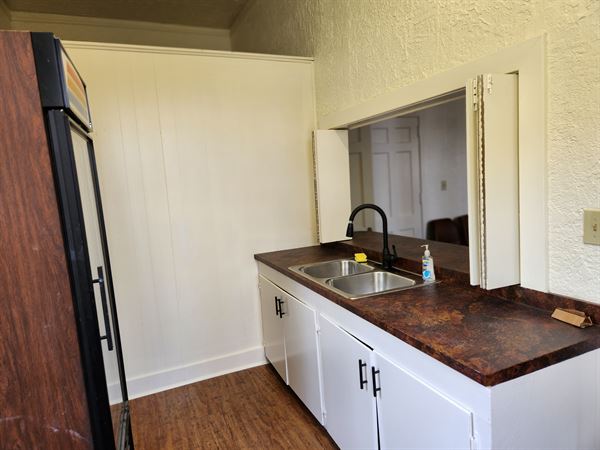 Genesis And Light Center