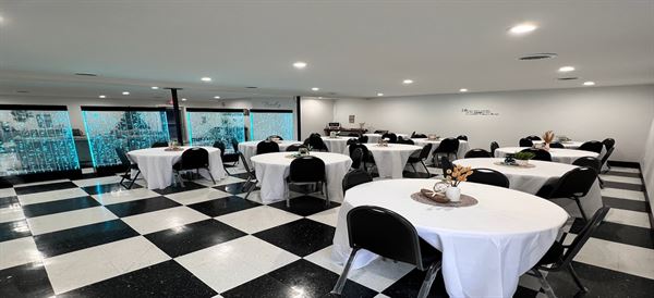 Lumi Ohana (Family Room)