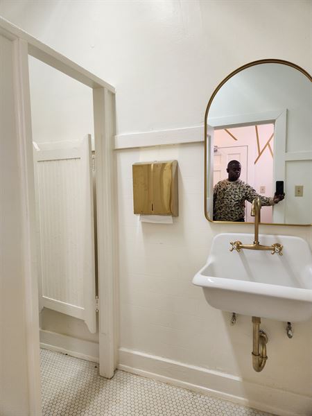 Genesis And Light Center