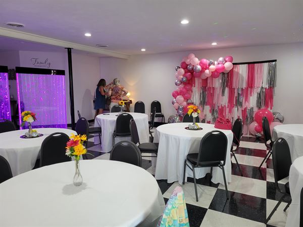 Lumi Ohana (Family Room)