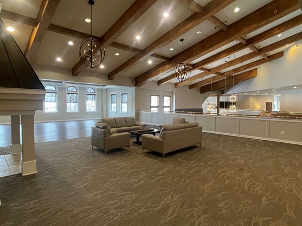 Lone Tree Golf Club & Hotel