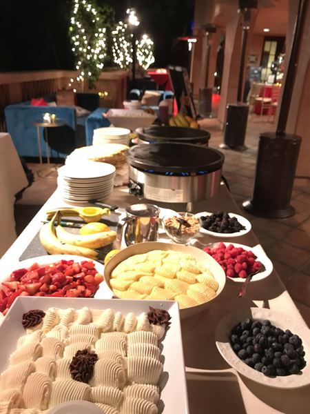 Isabelle Briens French Crêpe Party