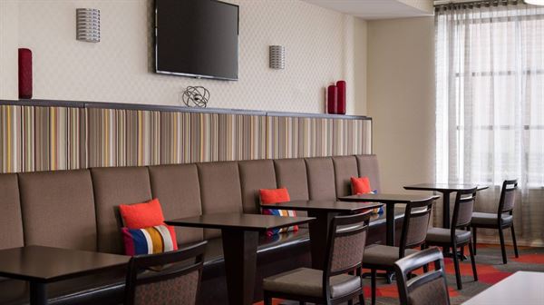 Homewood Suites by Hilton
