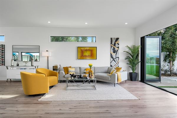 Paradise Mansion with Los Angeles 360 Views