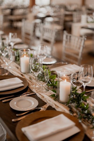 Signature Weddings by Lisa