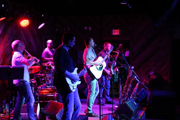 Clubhouse Sports Bar and Grill