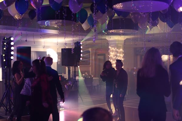 Newswivel DJ Services