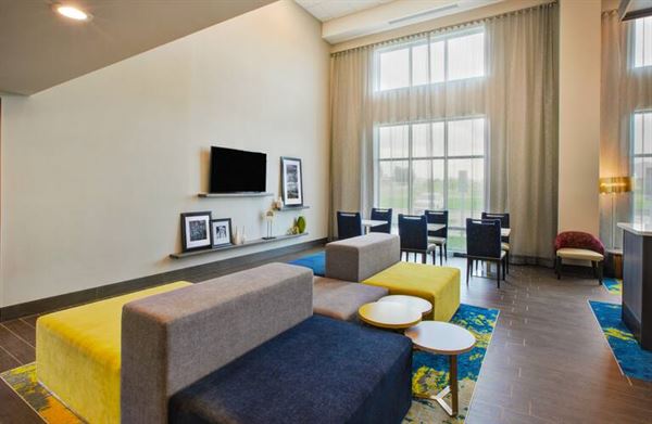 Hampton Inn and Suites Southwest