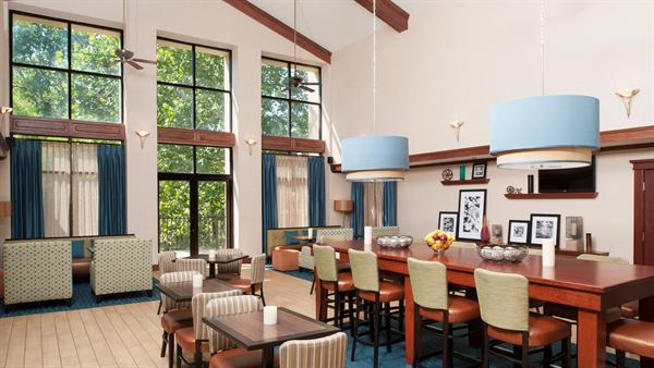 Hampton Inn & Suites Kokomo