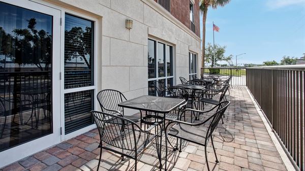 Hampton Inn & Suites - Cape Coral/Fort Myers Area, FL