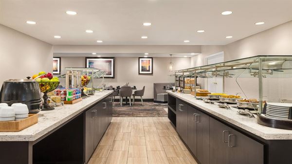 DoubleTree by Hilton Hotel New Orleans Airport