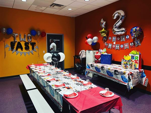 UPTOWN JUNGLE FUN PARK | Avondale