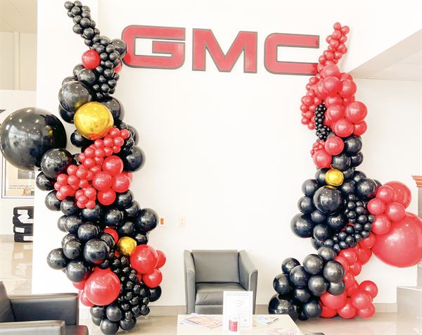 Naisha’s Luxury Balloons