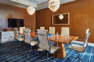 Busy Bee Boardroom