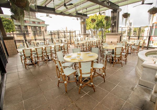 Naples Ristorante e Bar