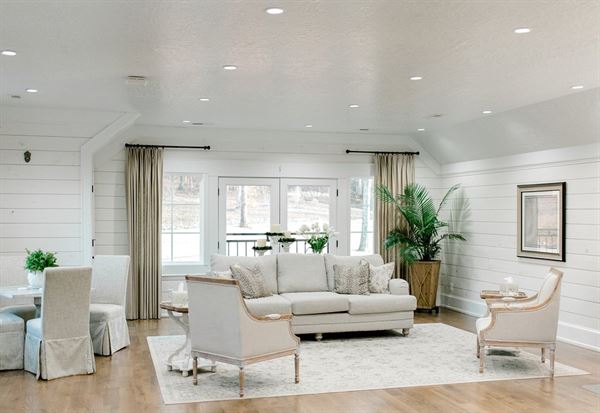 Oak Meadow Event Center