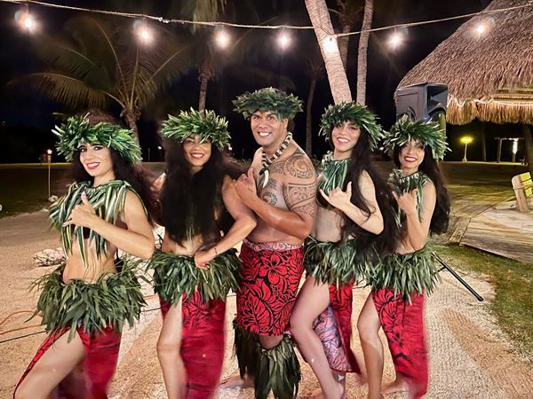 Moeata LUAU Entertainment