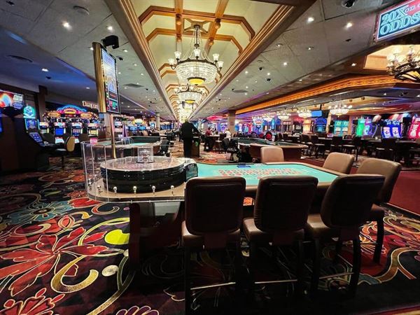 Sam's Town Hotel & Gambling Hall