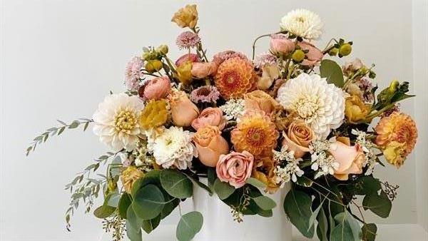 Dottie's Flowers (Formerly Allen's)