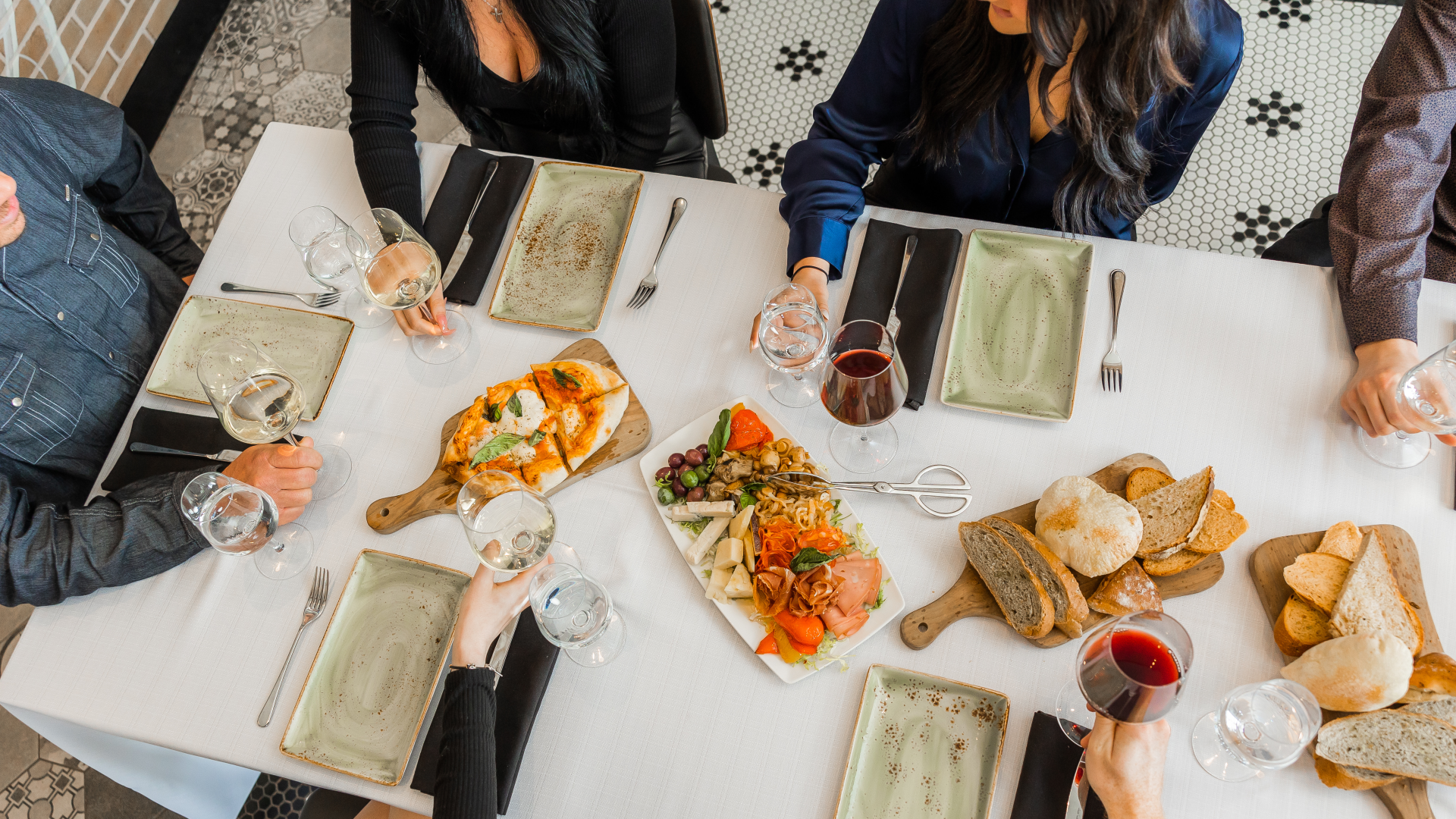 Hilton Niagara Falls/Fallsview Hotel & Suites