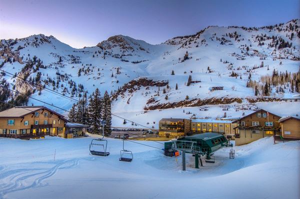 Goldminer's Daughter Lodge