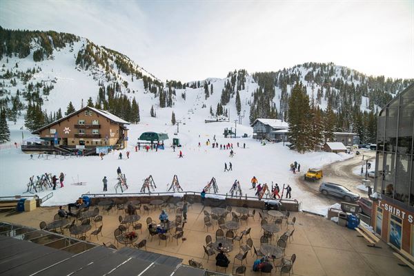 Goldminer's Daughter Lodge