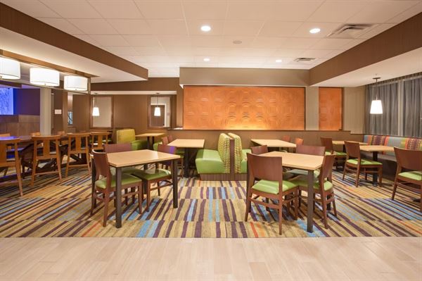 Fairfield Inn & Suites Burlington CO
