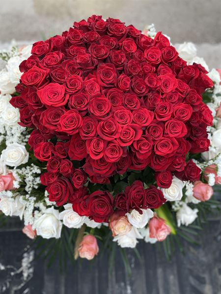 Million Rose Flowers