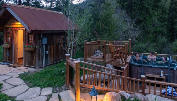 Pioneer Guest Cabins