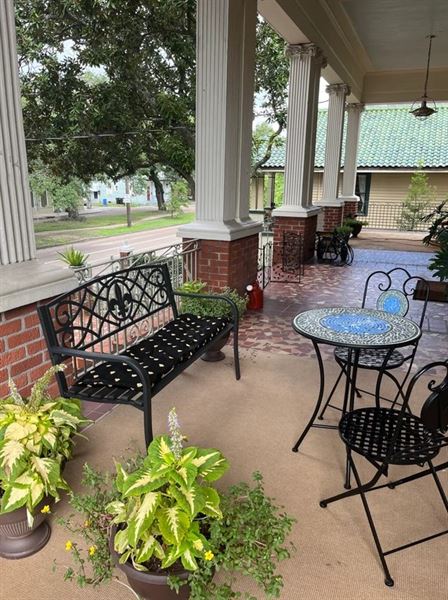 Mansion on Esplanade