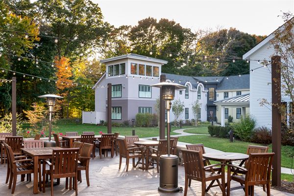 Grove at Briar Barn Inn