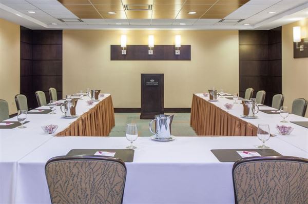 Crowne Plaza Lombard Downers Grove