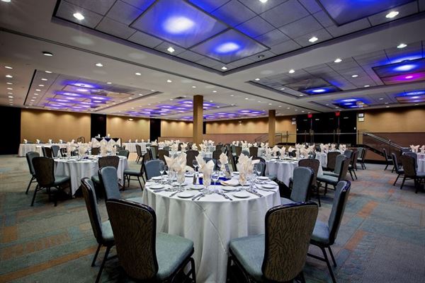 Crowne Plaza Lombard Downers Grove