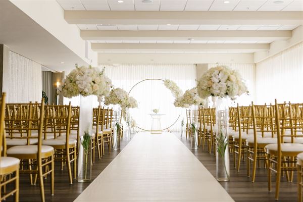 Wyndham Newport Hotel