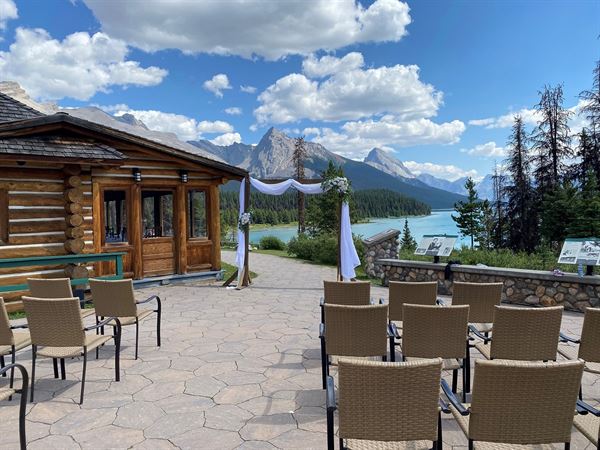 Maligne Lake Chalet