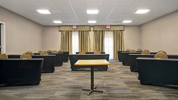 Homewood Suites by Hilton Charlotte/Ayrsley, NC